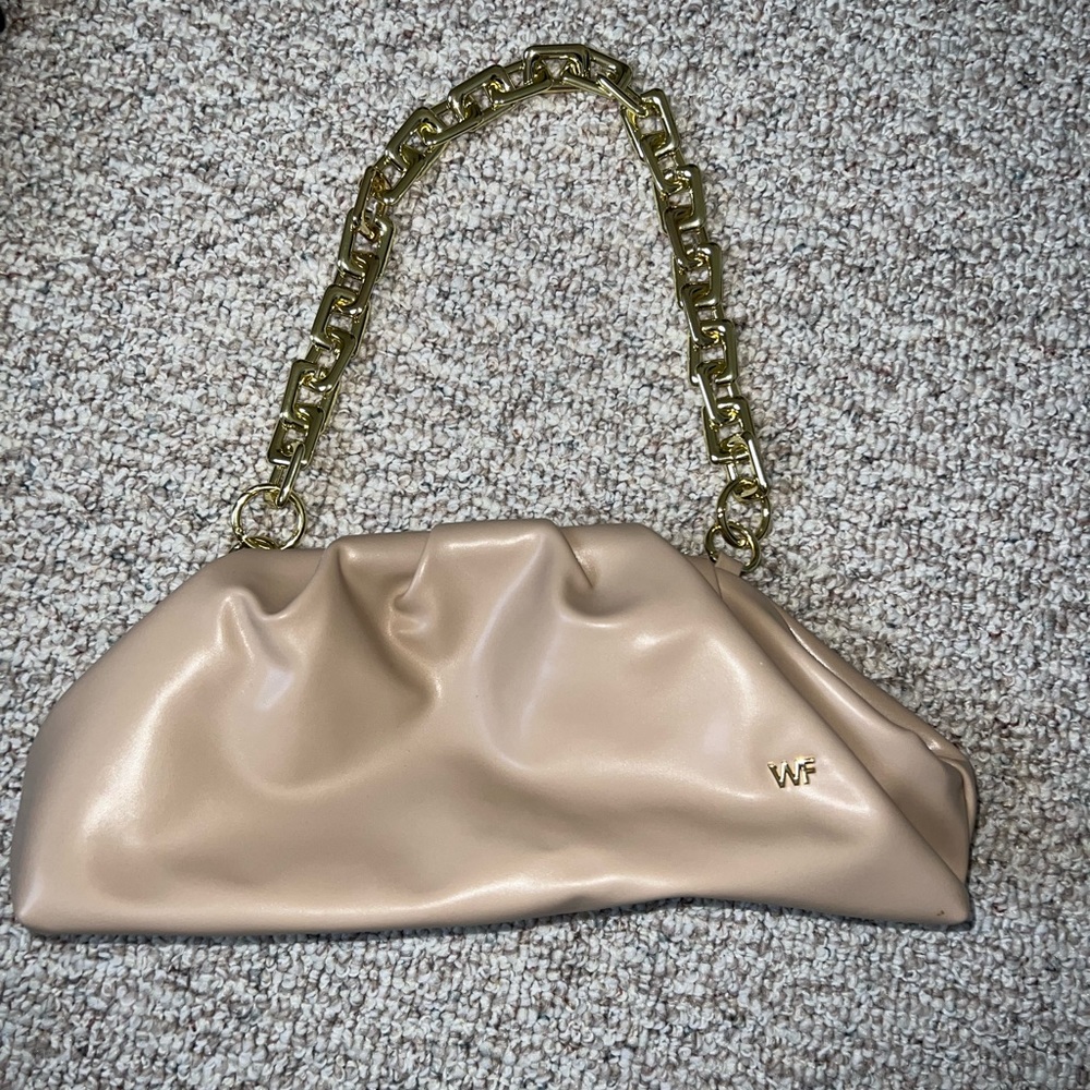 Nude shoulder bag